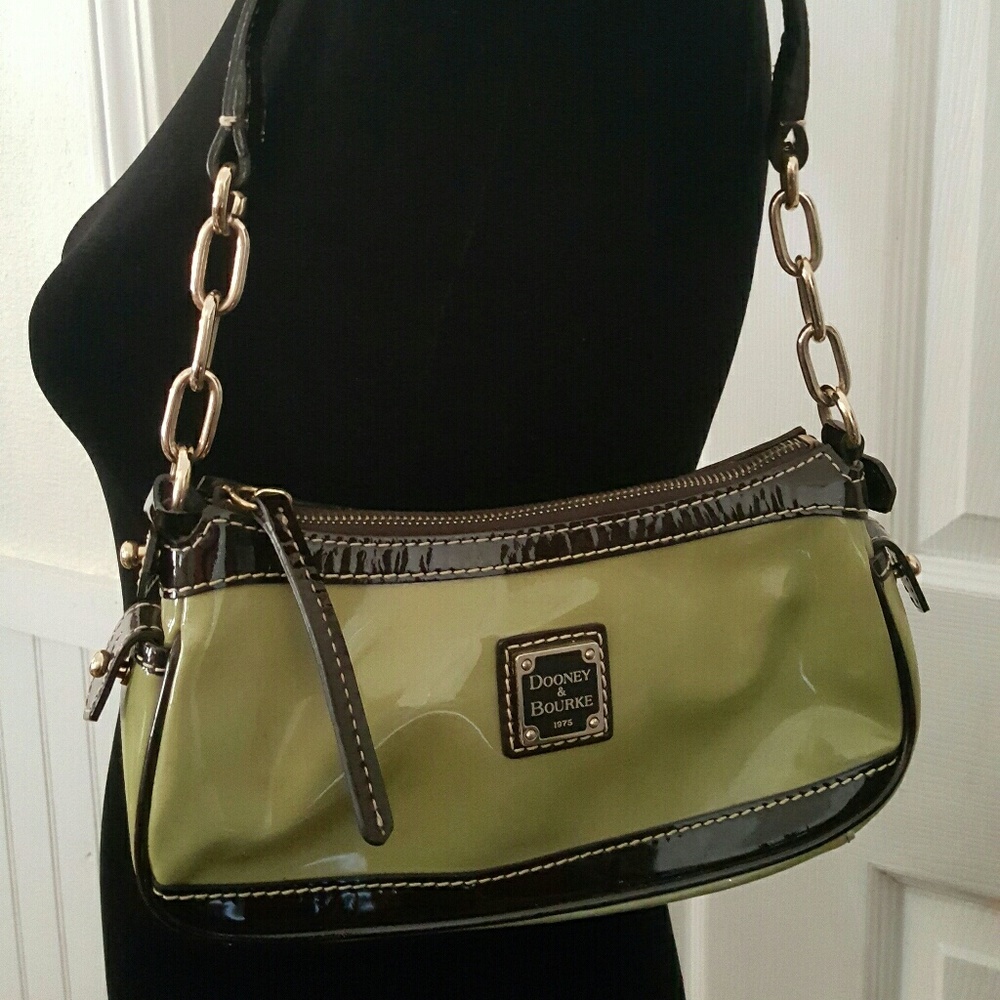 Small Like New Authentic Dooney & Bourke bag